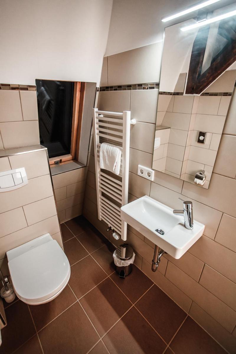 Landhotel Kahltalmuehle Alzenau in Unterfranken Camera foto